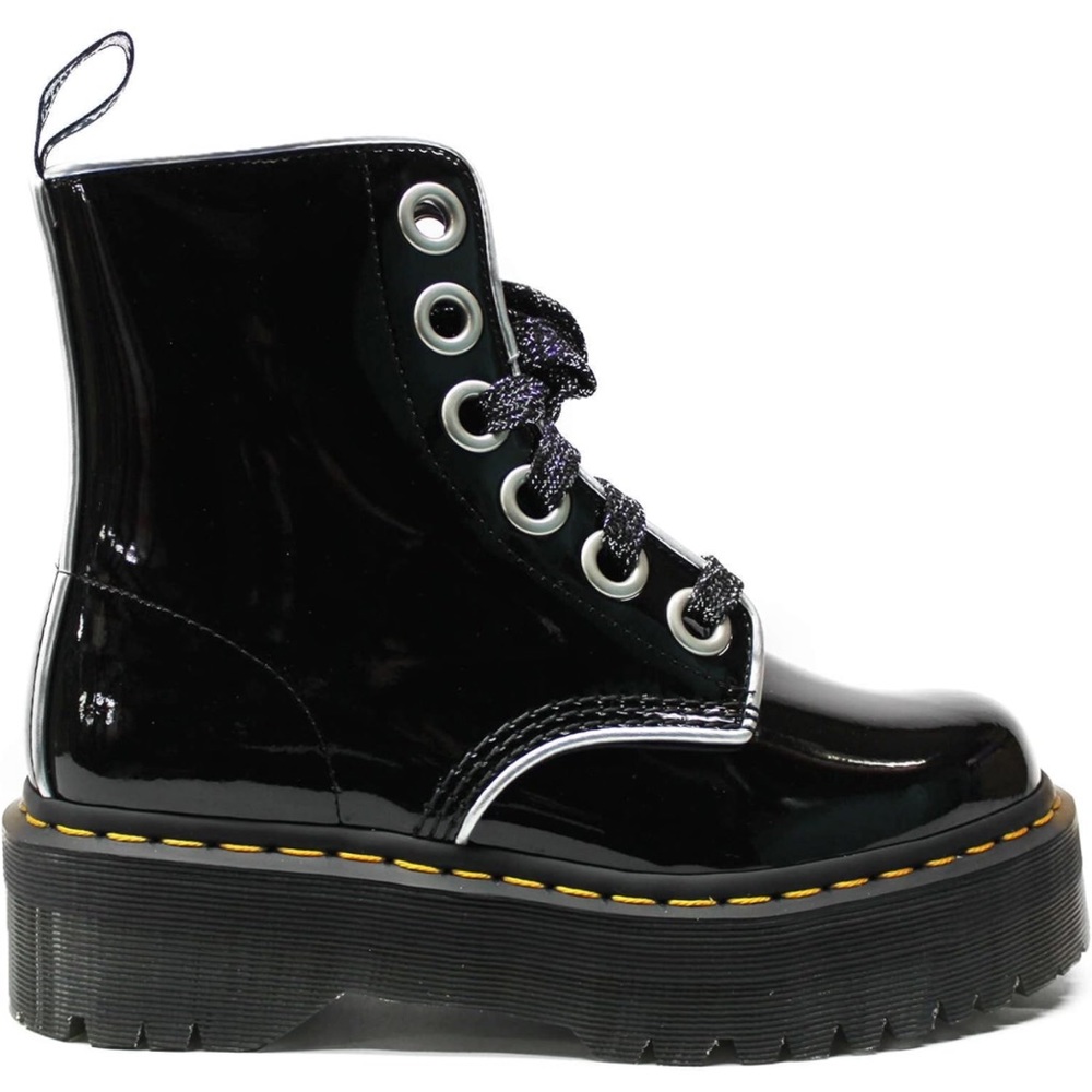 Dr. Martens Molly